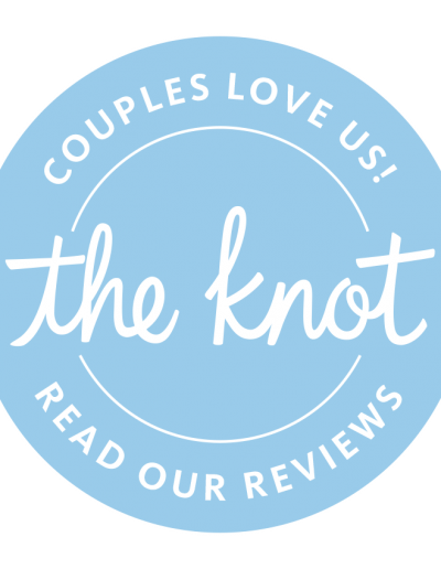 A blue button that says couples love us ! read our reviews.
